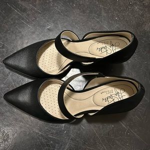 Adorable black heels. Worn once.